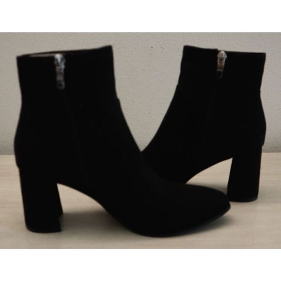 Marc Fisher Women Sz 6.5M Black Faux Suede Dyvine Pointy Toe Block Heel Booties - Picture 1 of 4